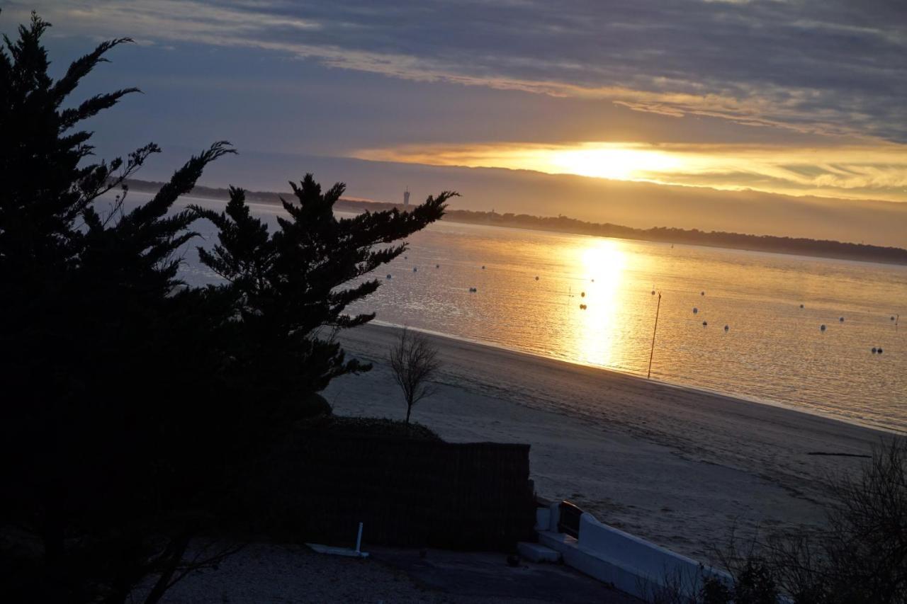 Appartement Arcachon Perreire Premiere Ligne Les Pieds Dans L Eau Vue Magnifique Sur Le Bassin Екстериор снимка